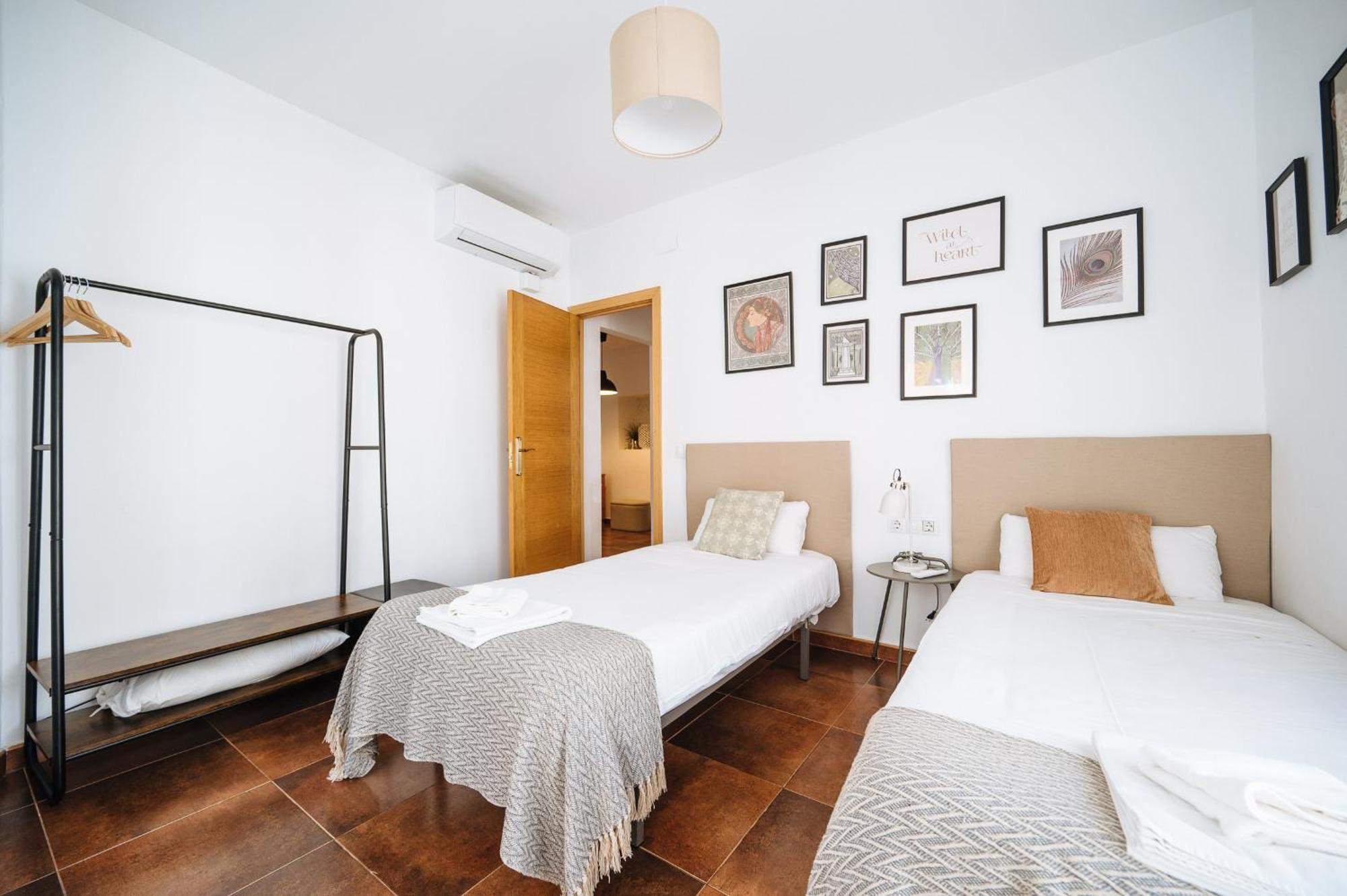 Homeyseville-Lovely Duplex At Santa Cruz 10 Pax, Parking Optional Exterior photo